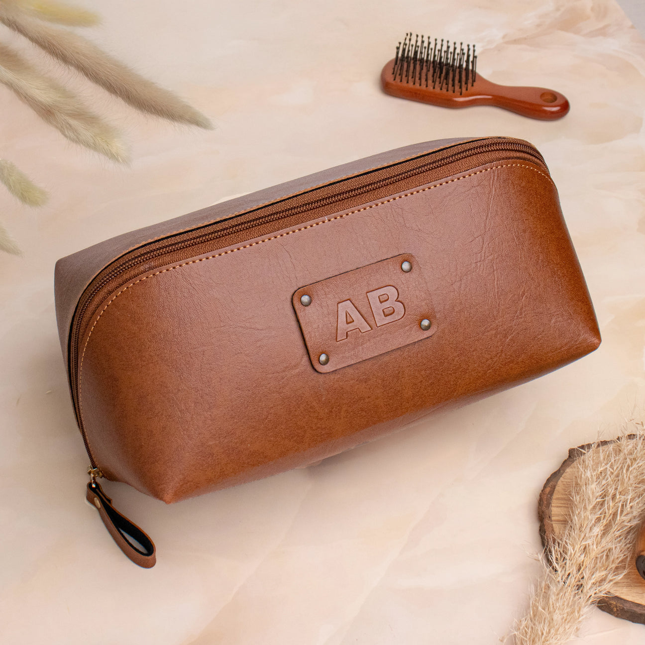 Tan dopp kit