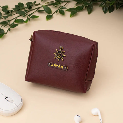 PERSONALISED ZIPPERED CHARGER CASE - MAROON