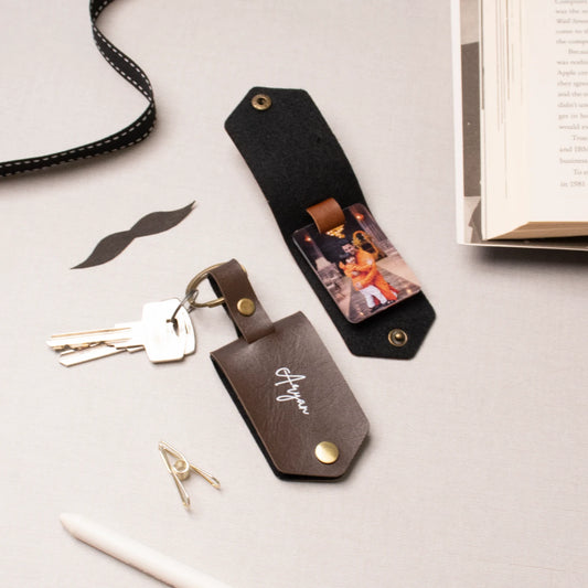 PERSONALISED FLIP PHOTO KEYCHAIN - BROWN