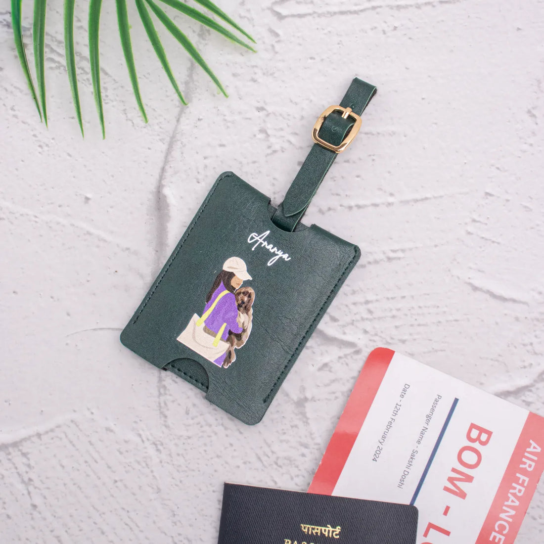 Green personalised luggage tag