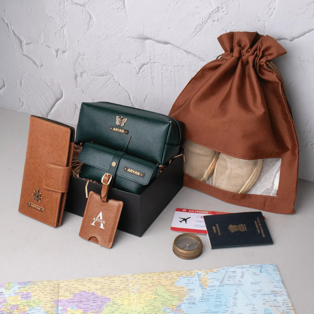 Wanderlust Travel Hamper Cover